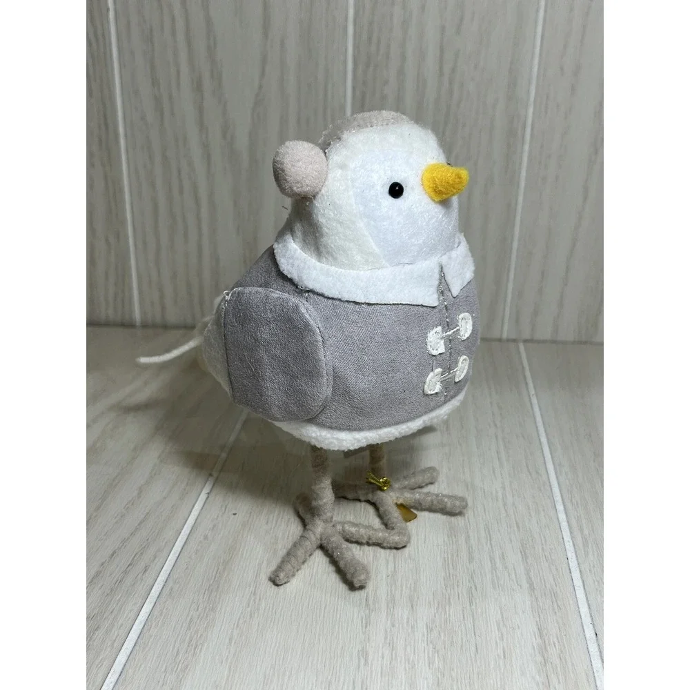 Wondershop Featherly Friends Loch Bird Figure tan earmuffs Gray coat 2023 Xmas